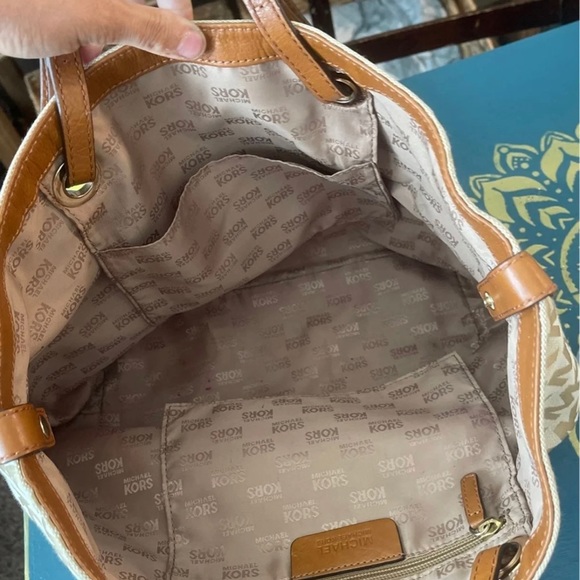 NWOT Michael Kors Jet Set Tote bag - Picture 4 of 5